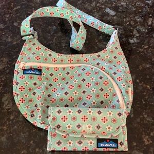 Kavu Sydney Satchel Crossbody w/matching wallet.